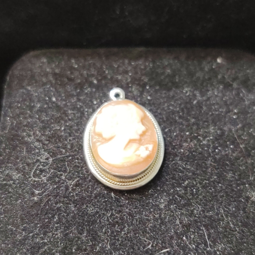 Petite Sterling Silver Cameo